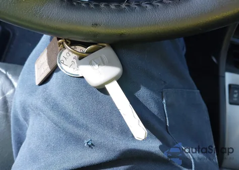 2005 Honda Accord 3.0 Ex z USA, uszkodzony, nr VIN 1HGCM665X5A043870